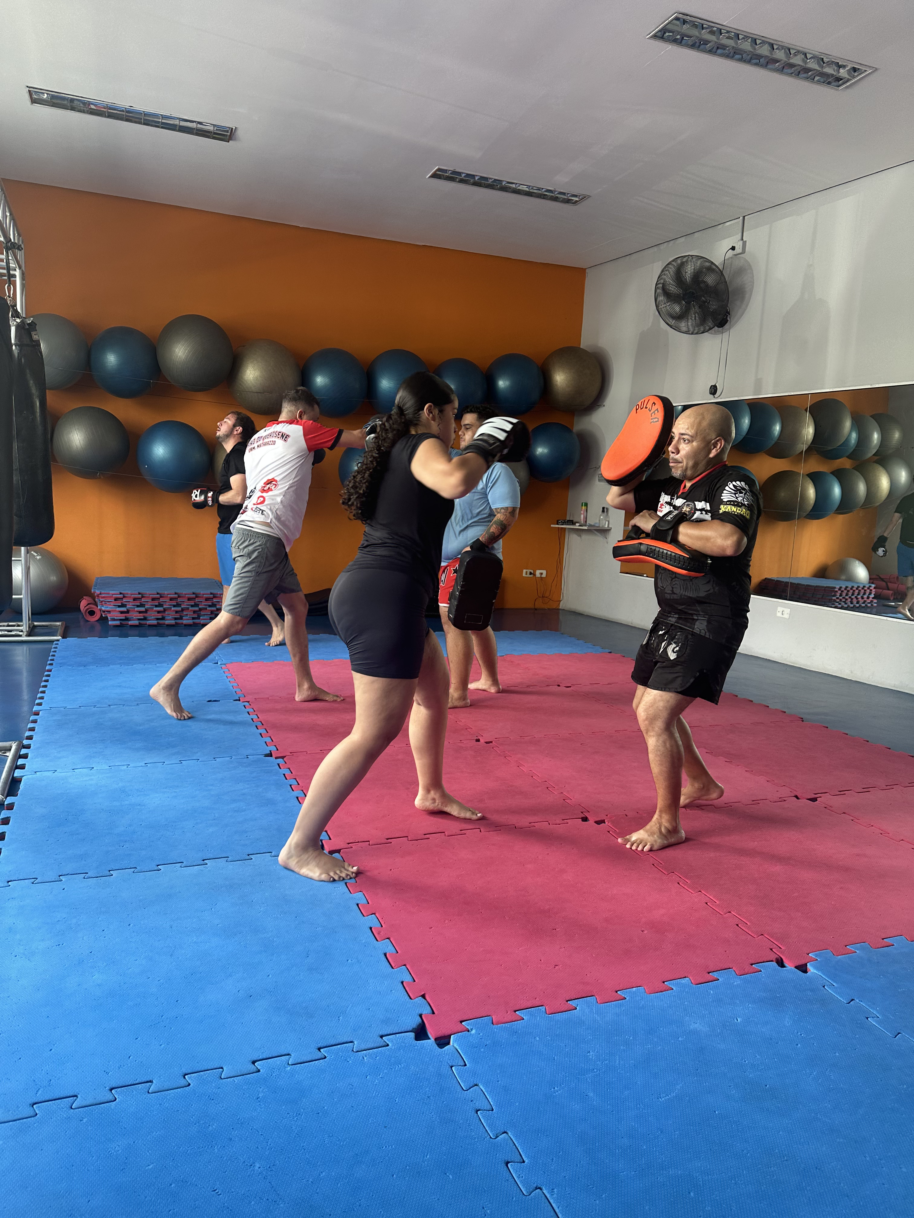 MUAY THAI